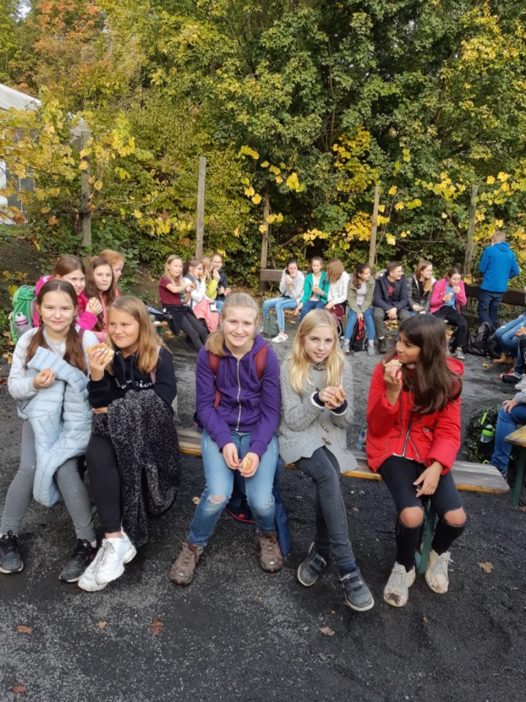 Schultasche wurde gegen Wanderrucksack getauscht - Realschule Calvarienberg Ahrweiler