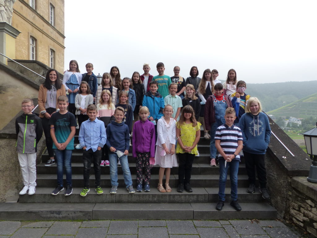 Herzlich willkommen auf dem Calvarienberg, liebe 5a und 5b! - Realschule Calvarienberg Ahrweiler