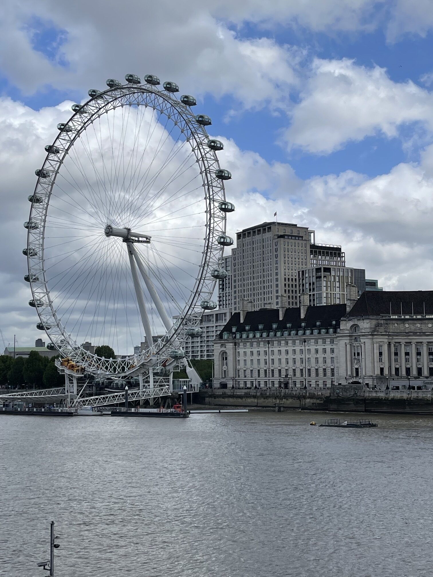 Zu Gast in England – Klassen 8 mit unvergesslichen Erlebnissen im Gepäck